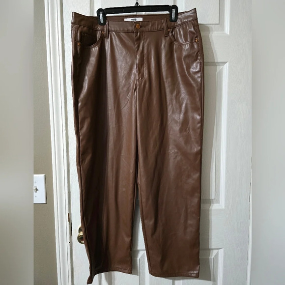 NWOT Madden NYC Brown Faux Leather Straight-Leg Pants, Relaxed Fit, Size 17. - Picture 2 of 12